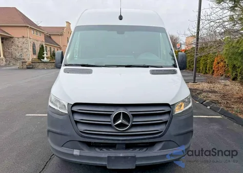 2023 Mercedes-Benz Sprinter 2500 from USA, damaged, VIN W1Y4KCHY0PT141985